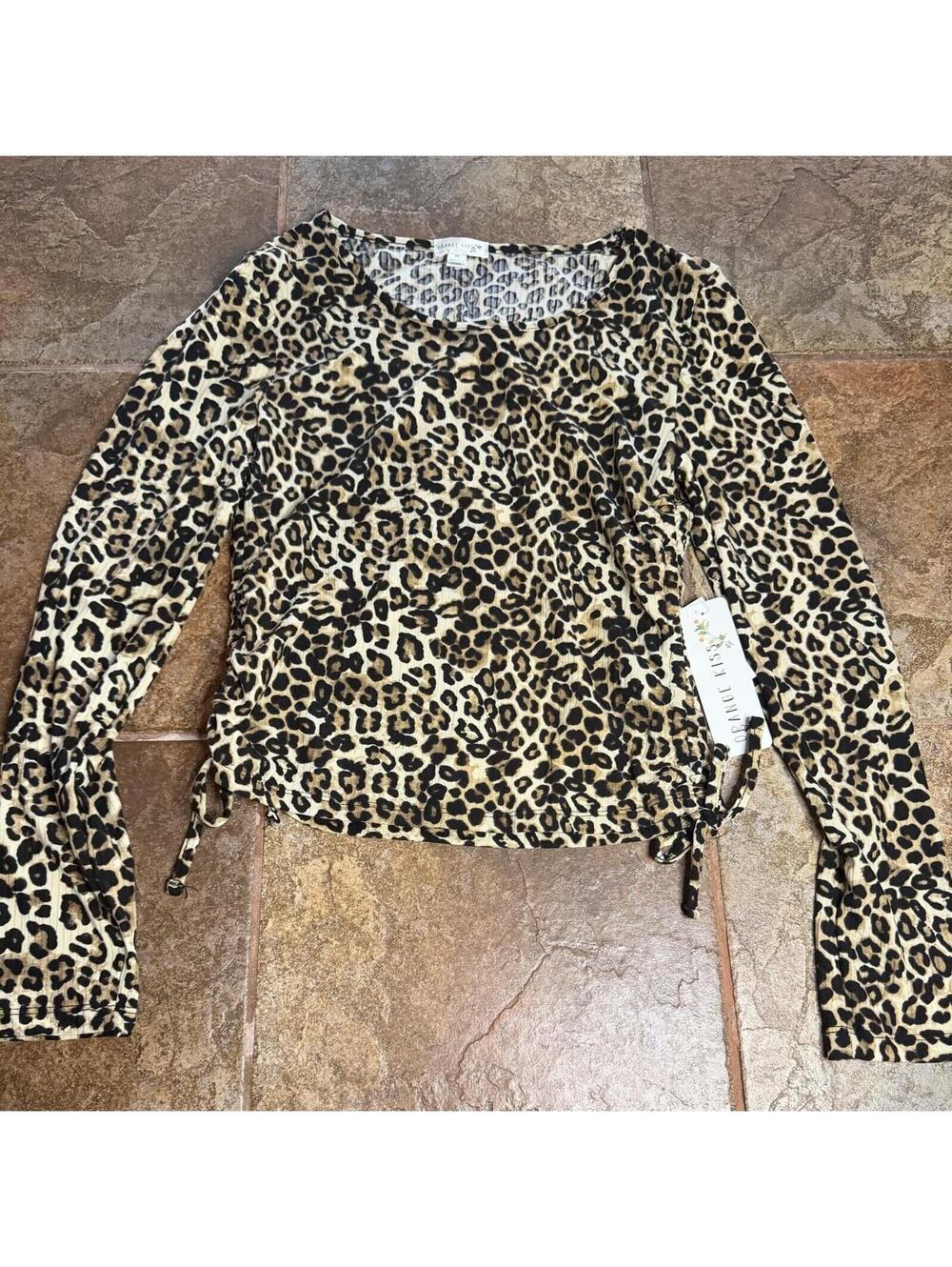 Orange Kiss Womens Leopard Print Long Sleeve Top Ruched Sides, Size Medium NEW